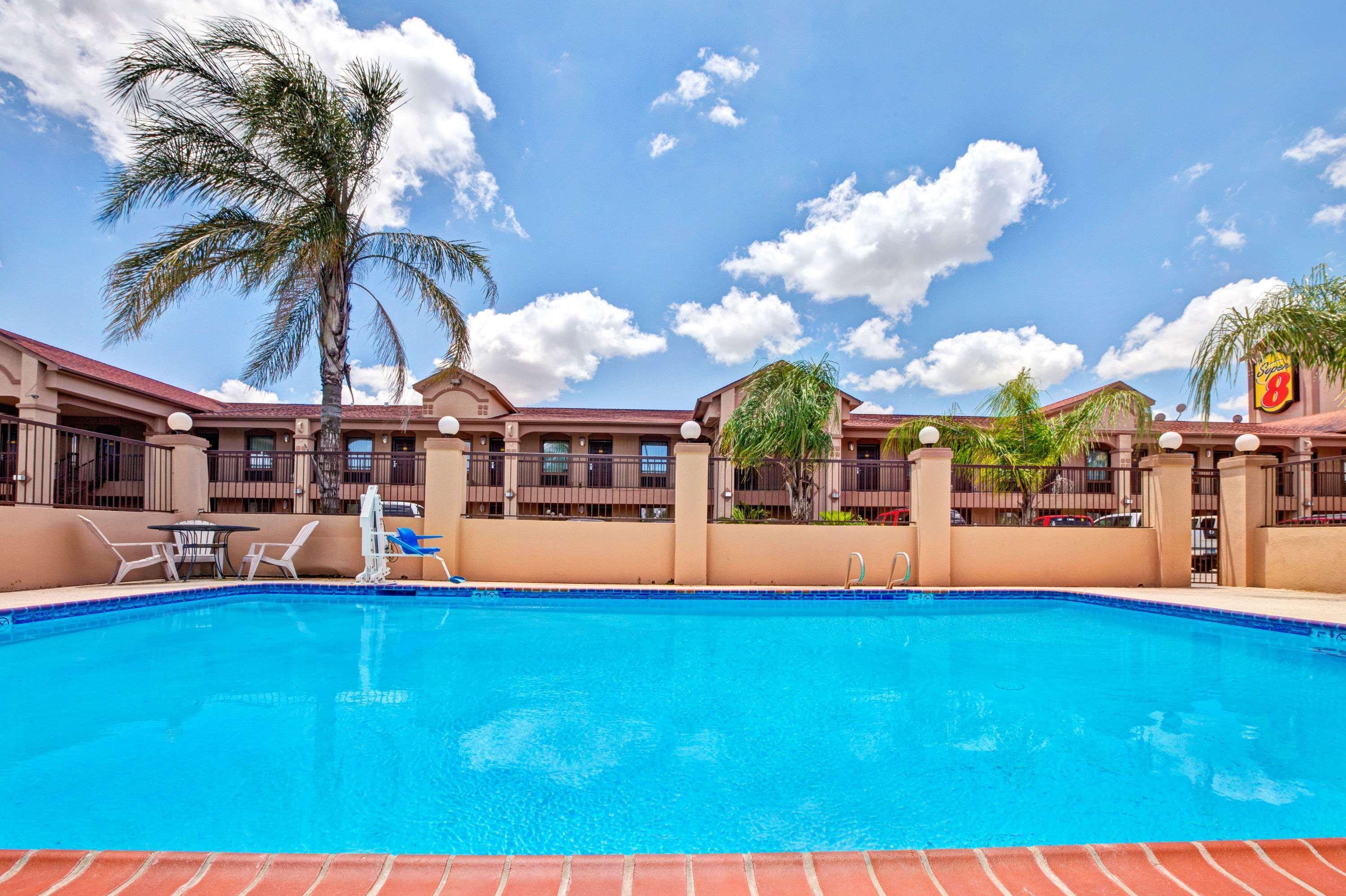 Hotel Super 8 By Wyndham Mont Belvieu - Baytown East Exterior foto